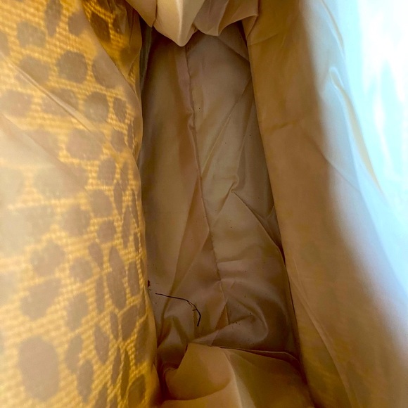 Vintage Avon Leopard Print Woven Handbag with Wrapped Circle Handles - Picture 2 of 5